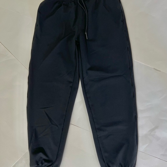 Athleta Black Metropolis Jogger Pants - Picture 10 of 10